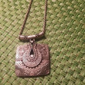 Boutique Necklace. Almost Bramd New!